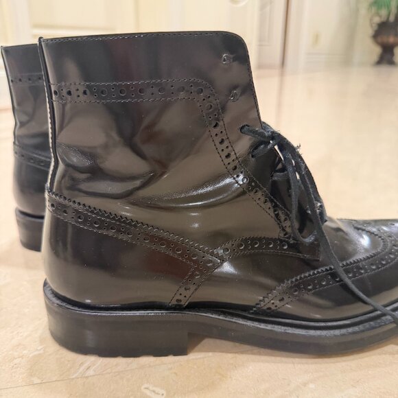Saint Laurent Wingtip Black Patent Leather Combat Boots, Mens, SZ 9 main image 4